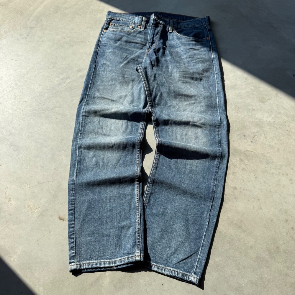 Levis 559 Relaxed Straight Leg Jeans Mens 33x30 Medium Wash Blue Denim